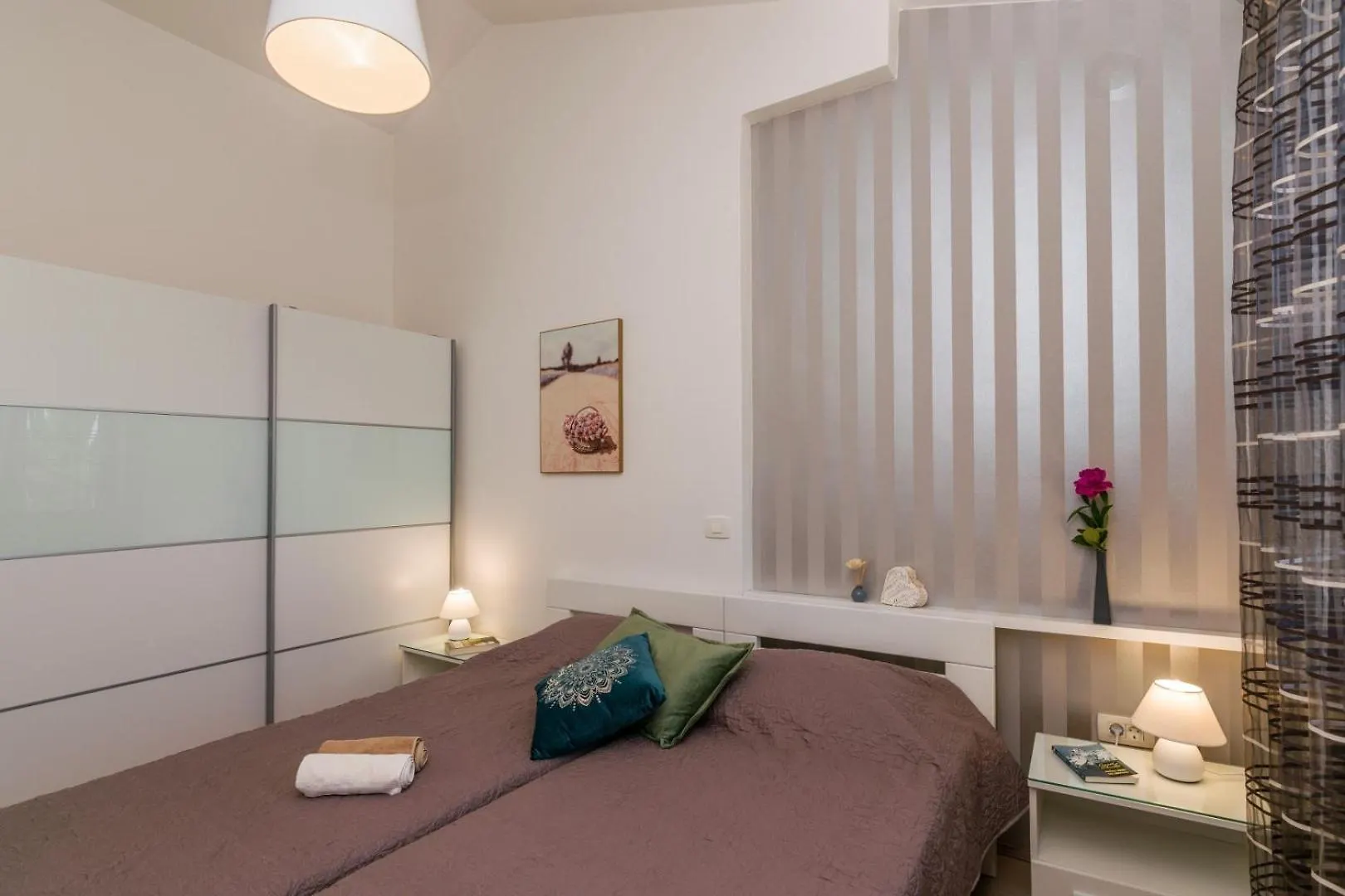 Villa Pietra For 6 People Near Fazana With Sea View - Children Playground & Pet Friendly Galizana