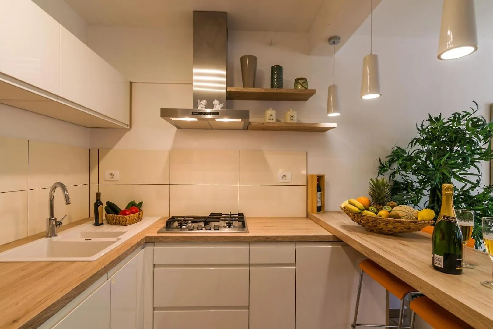 Villa Pietra For 6 People Near Fazana With Sea View - Children Playground & Pet Friendly Galizana