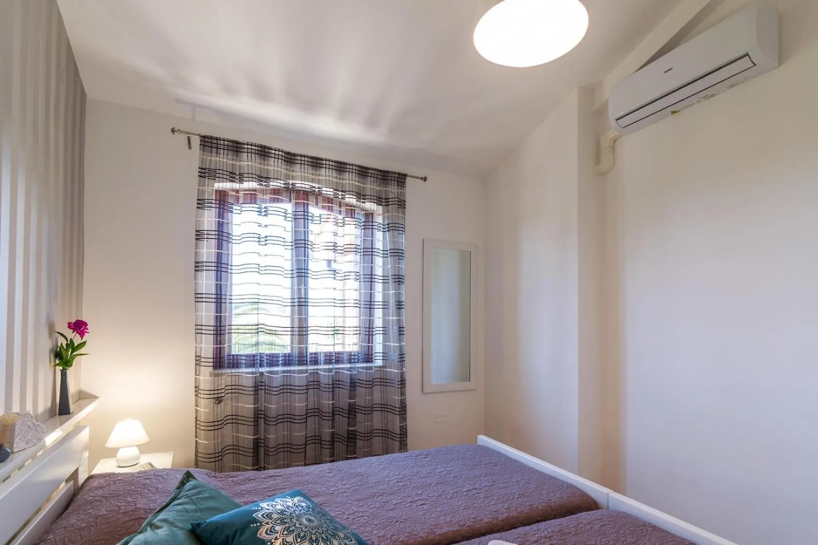 Villa Pietra For 6 People Near Fazana With Sea View - Children Playground & Pet Friendly Galizana