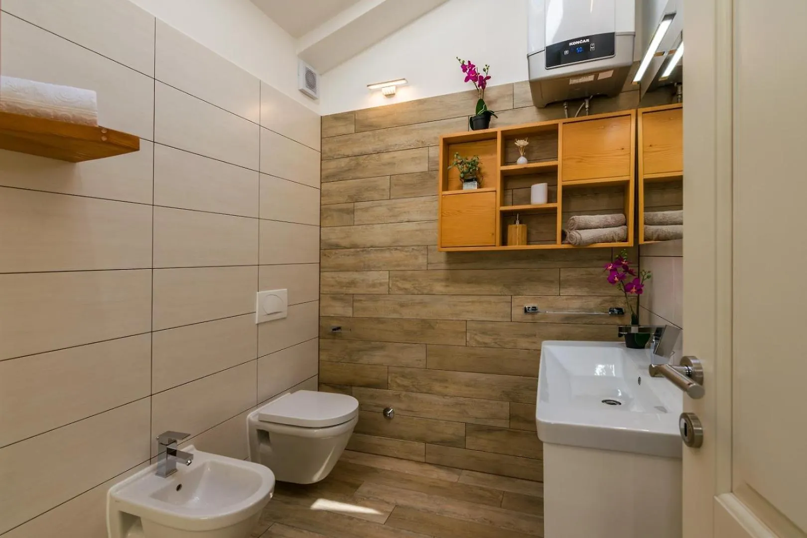 Villa Pietra For 6 People Near Fazana With Sea View - Children Playground & Pet Friendly Galizana